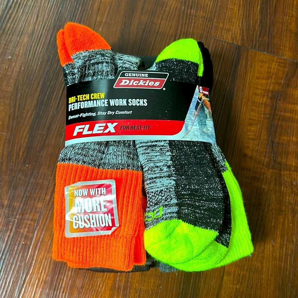 NEW Dri-Tech Crew work socks! can’t beat Dickies quality!